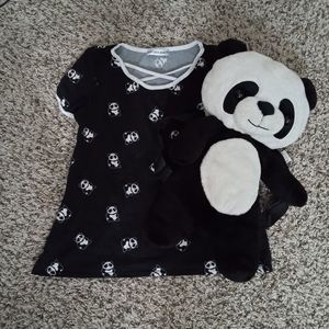 Panda shirt and plush backpack